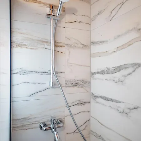 Modern Loft In With Wifi Apartament Larnaca